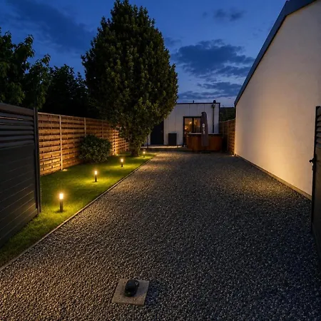 Proche Du Bassin , Jacuzzi, Jardin Prive 아파트 마르슈프림